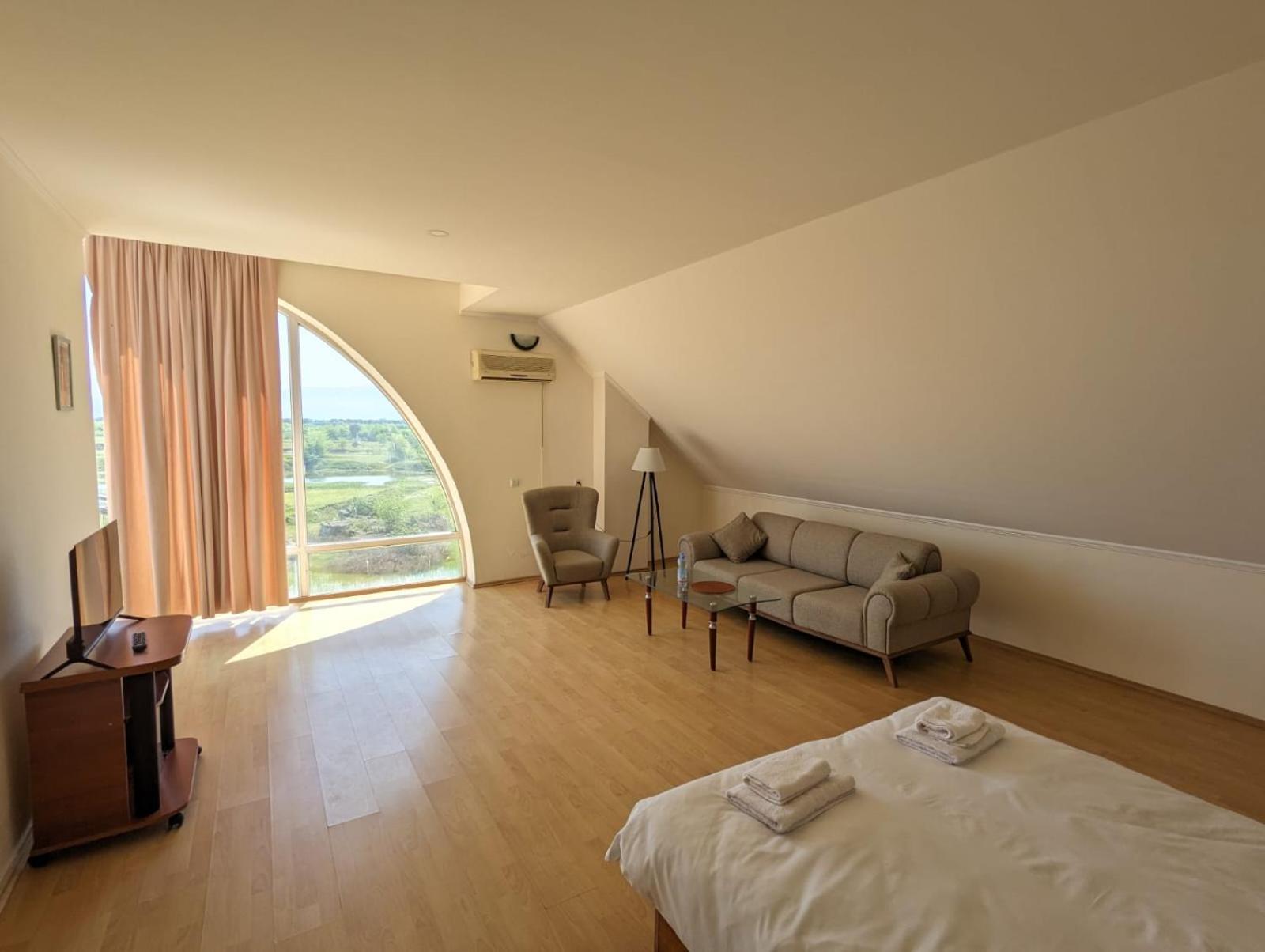 Hotel Tsiskari Ianet'i Ngoại thất bức ảnh